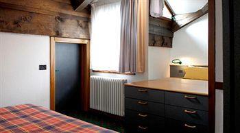 Apfel Apartahotel 3*
