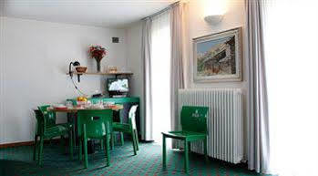 Apfel Apart-hotel 3*